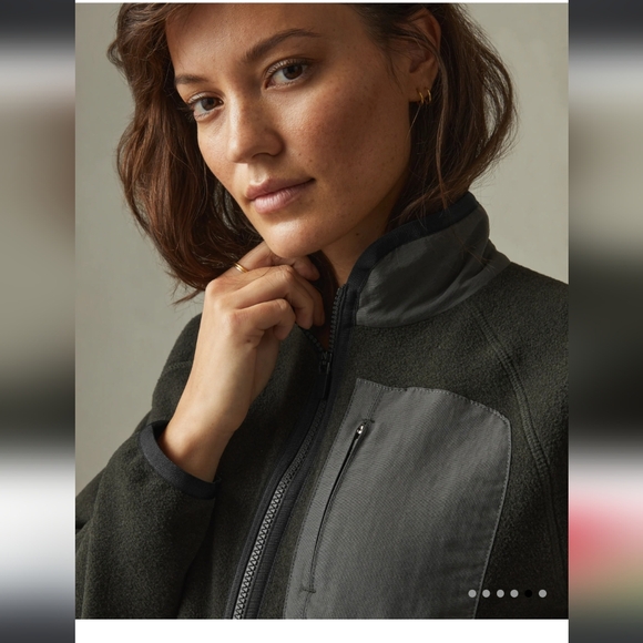 American Giant Women's Active Fleece Full Zip - Picture 4 of 9